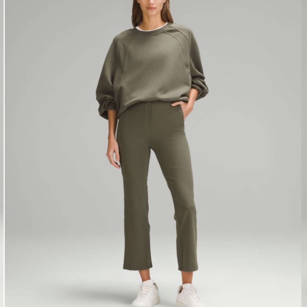 Lululemon Smooth Fit Pull-On High-Rise Cropped Pants Army Green Size 0 NWT Lux